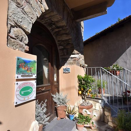 Casa Vacanze Tra I Monti E San Martino Biassa Dış mekan fotoğraf