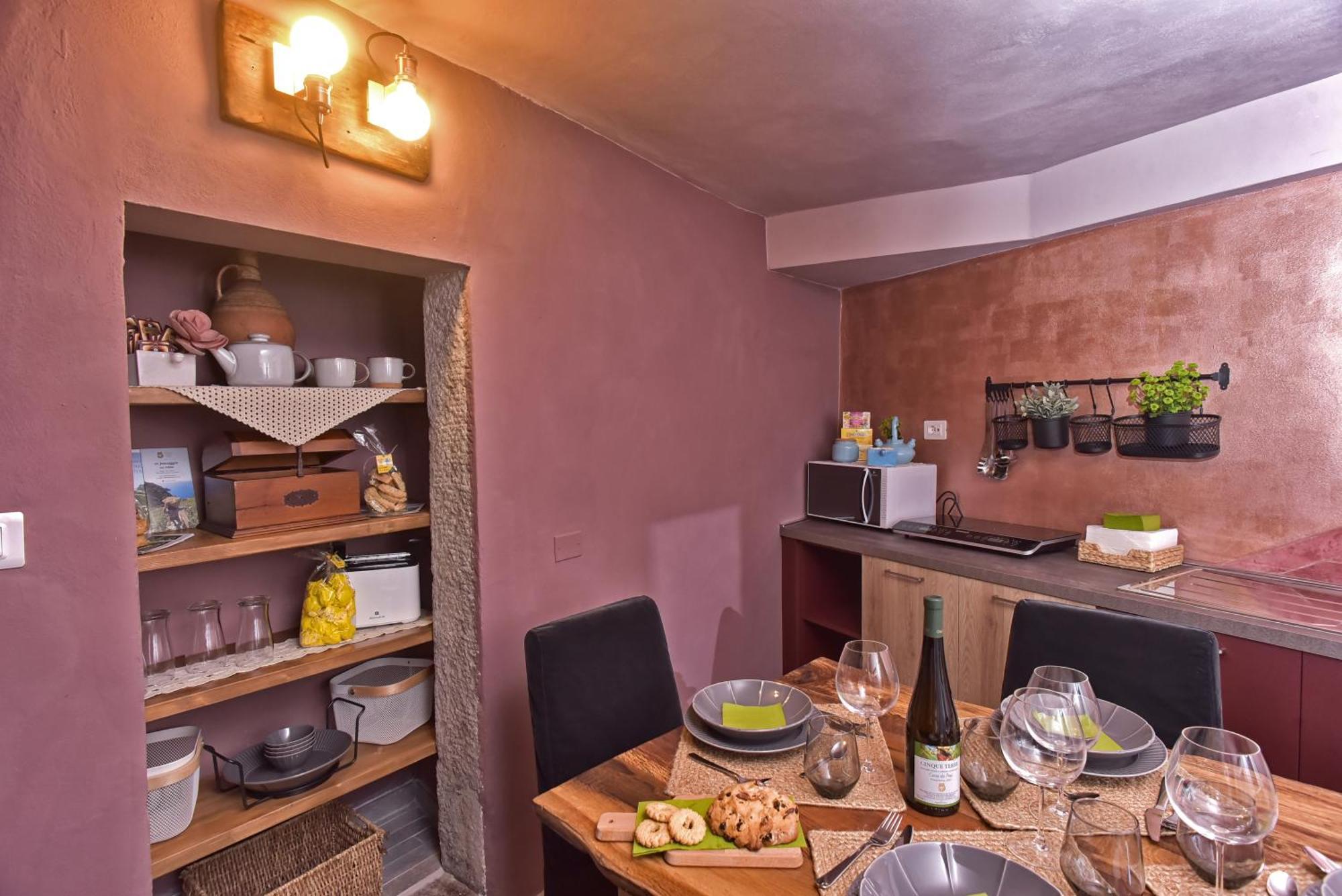 Casa Vacanze Tra I Monti E San Martino Biassa Dış mekan fotoğraf