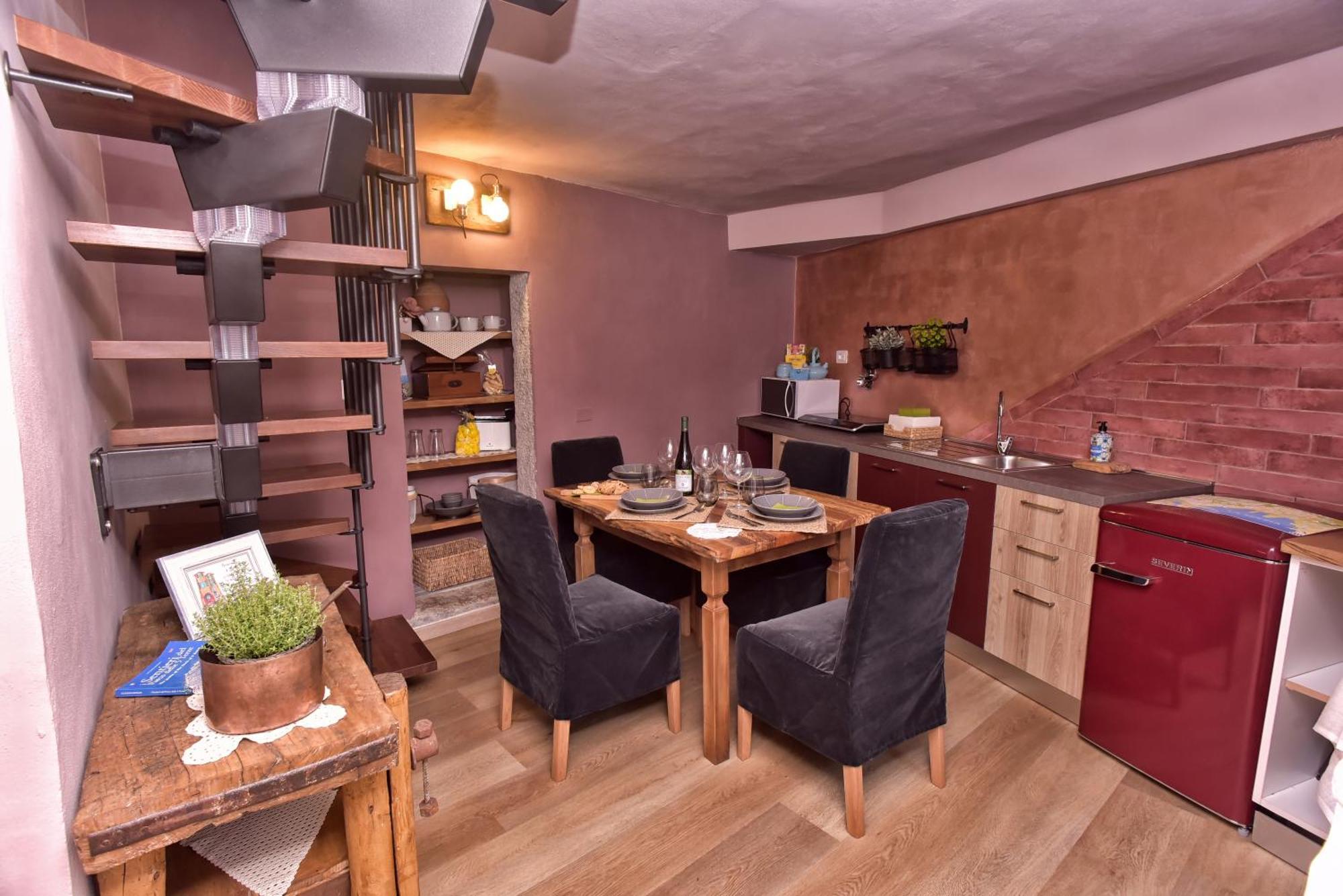Casa Vacanze Tra I Monti E San Martino Biassa Dış mekan fotoğraf