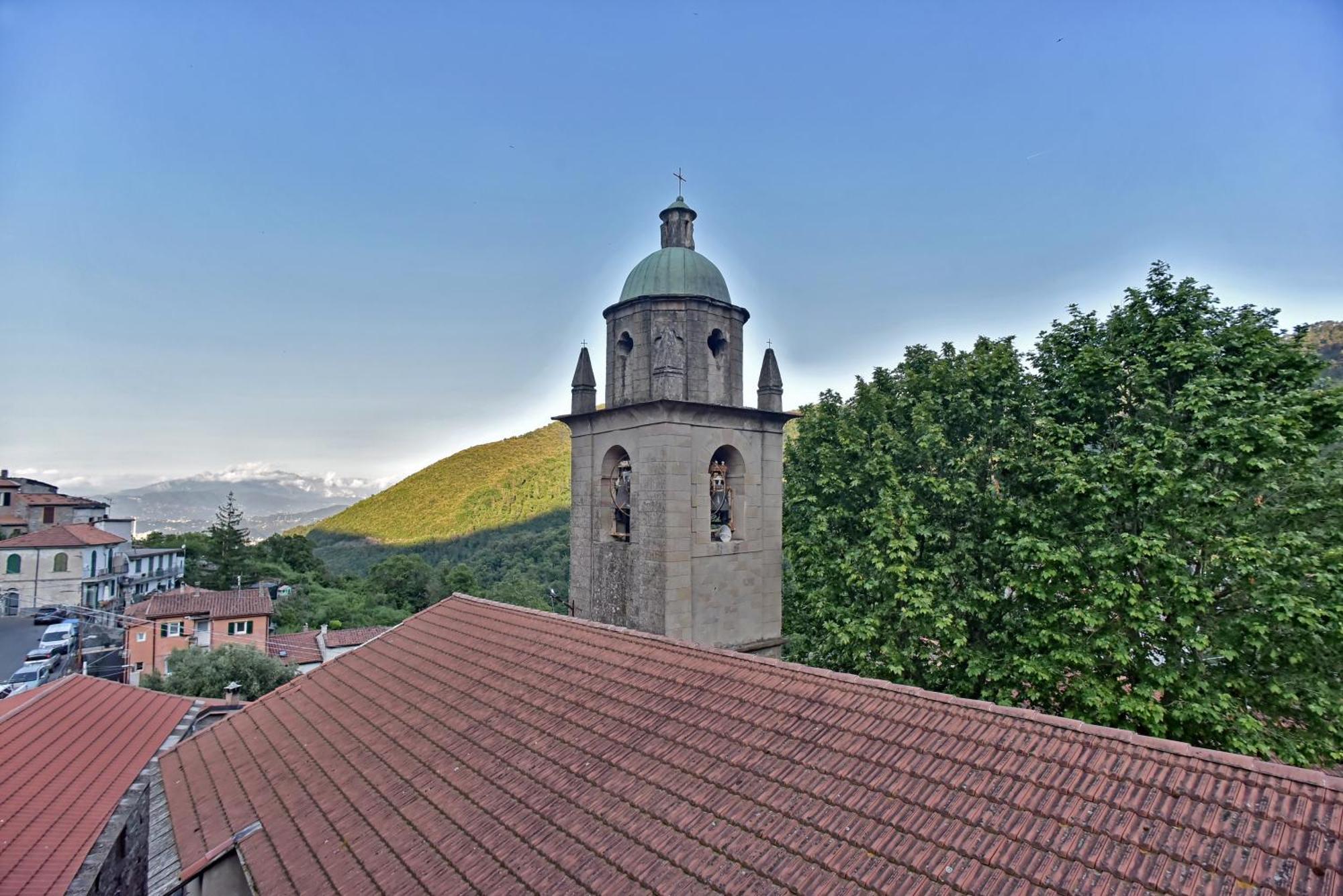 Casa Vacanze Tra I Monti E San Martino Biassa Dış mekan fotoğraf